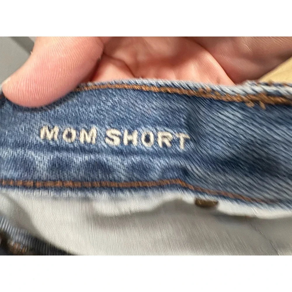 American Eagle Mom Shorts Womens 8 Blue Denim High Waisted Cuffed 100% Cotton - Picture 4 of 6